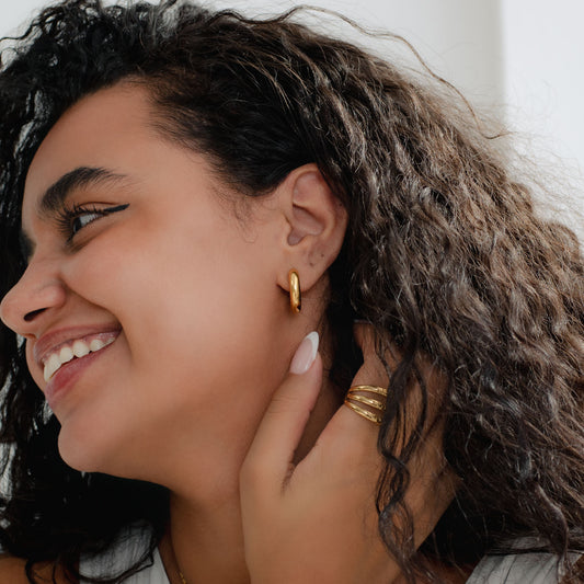 Joelle earrings in gold