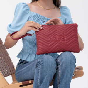 Velvet Clutch in burgundy